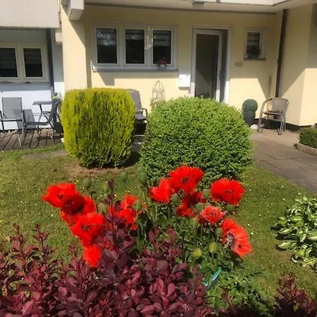 Sehr Schoene Ufernahe Ebenerdige Pura Vida Auf Der Halbinsel Scheid Lägenhet *