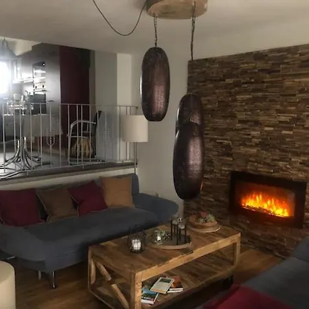 Sehr Schoene Ufernahe Ebenerdige Pura Vida Auf Der Halbinsel Scheid (Waldeck-Frankenberg)