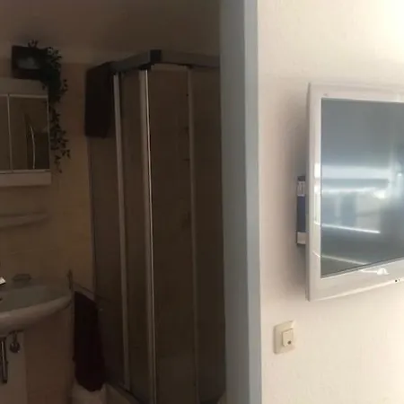 Sehr Schoene Ufernahe Ebenerdige Pura Vida Auf Der Halbinsel Apartment *