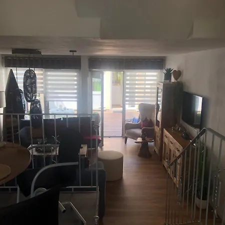 Sehr Schoene Ufernahe Ebenerdige Pura Vida Auf Der Halbinsel Scheid (Waldeck-Frankenberg)