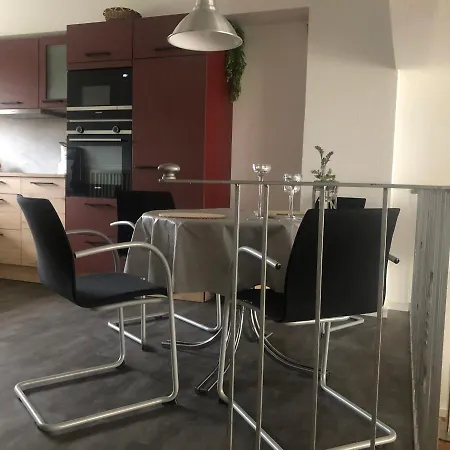 Sehr Schoene Ufernahe Ebenerdige Pura Vida Auf Der Halbinsel Apartamento