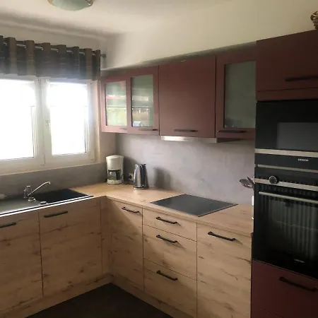 Sehr Schoene Ufernahe Ebenerdige Pura Vida Auf Der Halbinsel Apartamento *