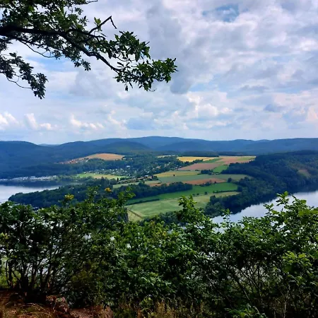Lägenhet Sehr Schoene Ufernahe Ebenerdige Pura Vida Auf Der Halbinsel Scheid *