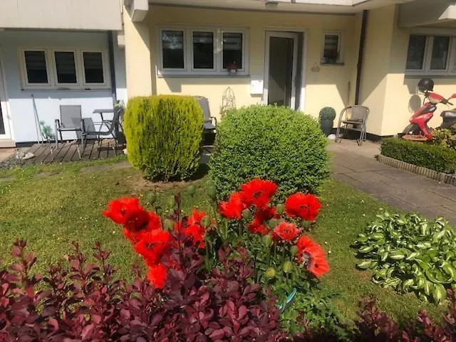 Sehr Schoene Ufernahe Ebenerdige Pura Vida Auf Der Halbinsel Apartamento *