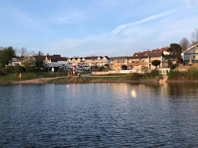 Sehr Schoene Ufernahe Ebenerdige Pura Vida Auf Der Halbinsel Scheid (Waldeck-Frankenberg)