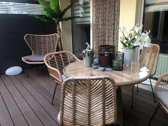 Sehr Schoene Ufernahe Ebenerdige Pura Vida Auf Der Halbinsel