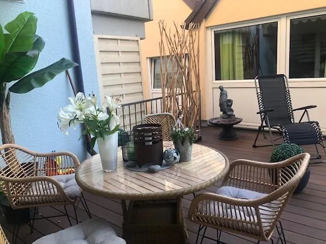 Sehr Schoene Ufernahe Ebenerdige Pura Vida Auf Der Halbinsel Apartamento