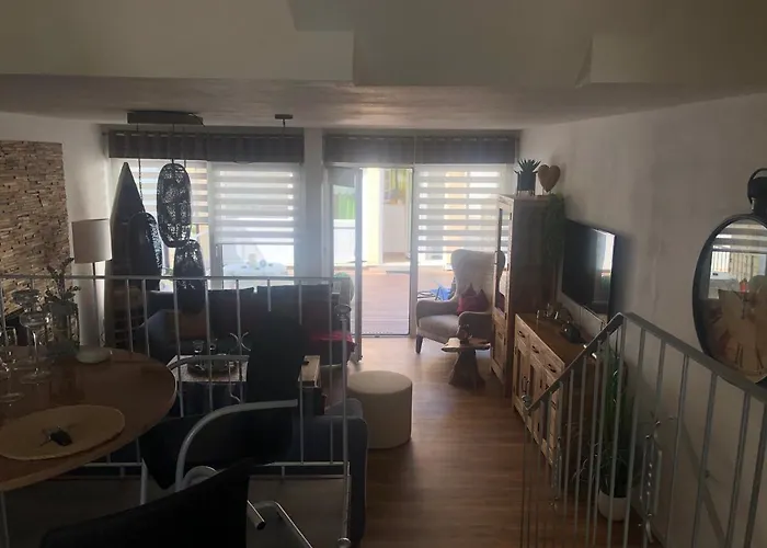 Sehr Schoene Ufernahe Ebenerdige Pura Vida Auf Der Halbinsel Scheid (Waldeck-Frankenberg)