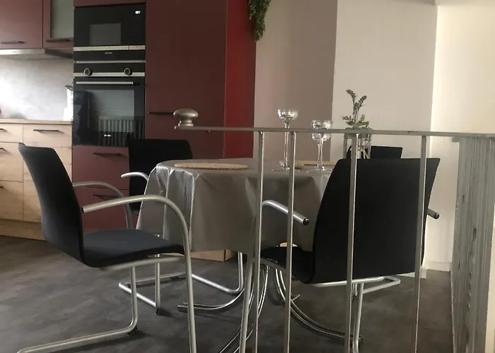 Sehr Schoene Ufernahe Ebenerdige Pura Vida Auf Der Halbinsel Apartamento