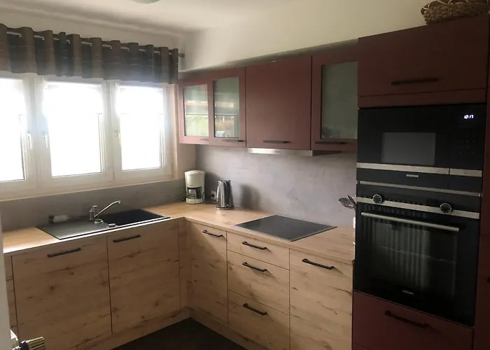 Sehr Schoene Ufernahe Ebenerdige Pura Vida Auf Der Halbinsel Apartamento *