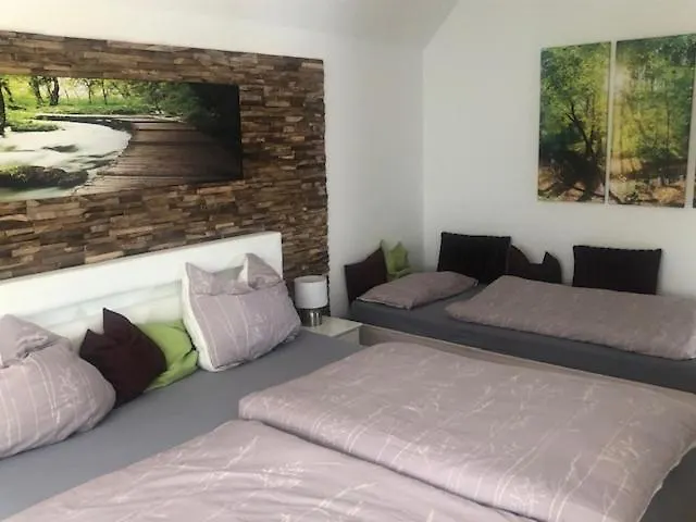 Sehr Schoene Ufernahe Ebenerdige Pura Vida Auf Der Halbinsel Scheid (Waldeck-Frankenberg)